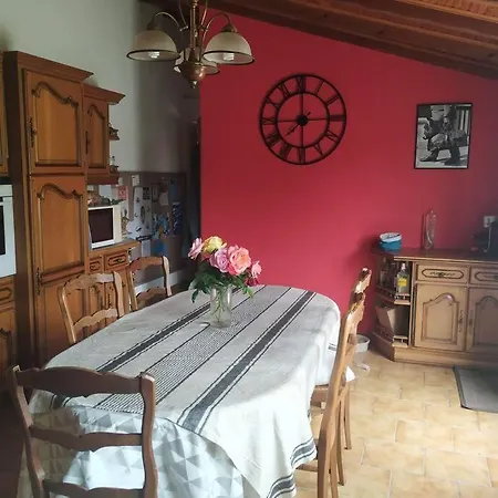 Holiday home Longere Charentaise Familiale. La Tremblade